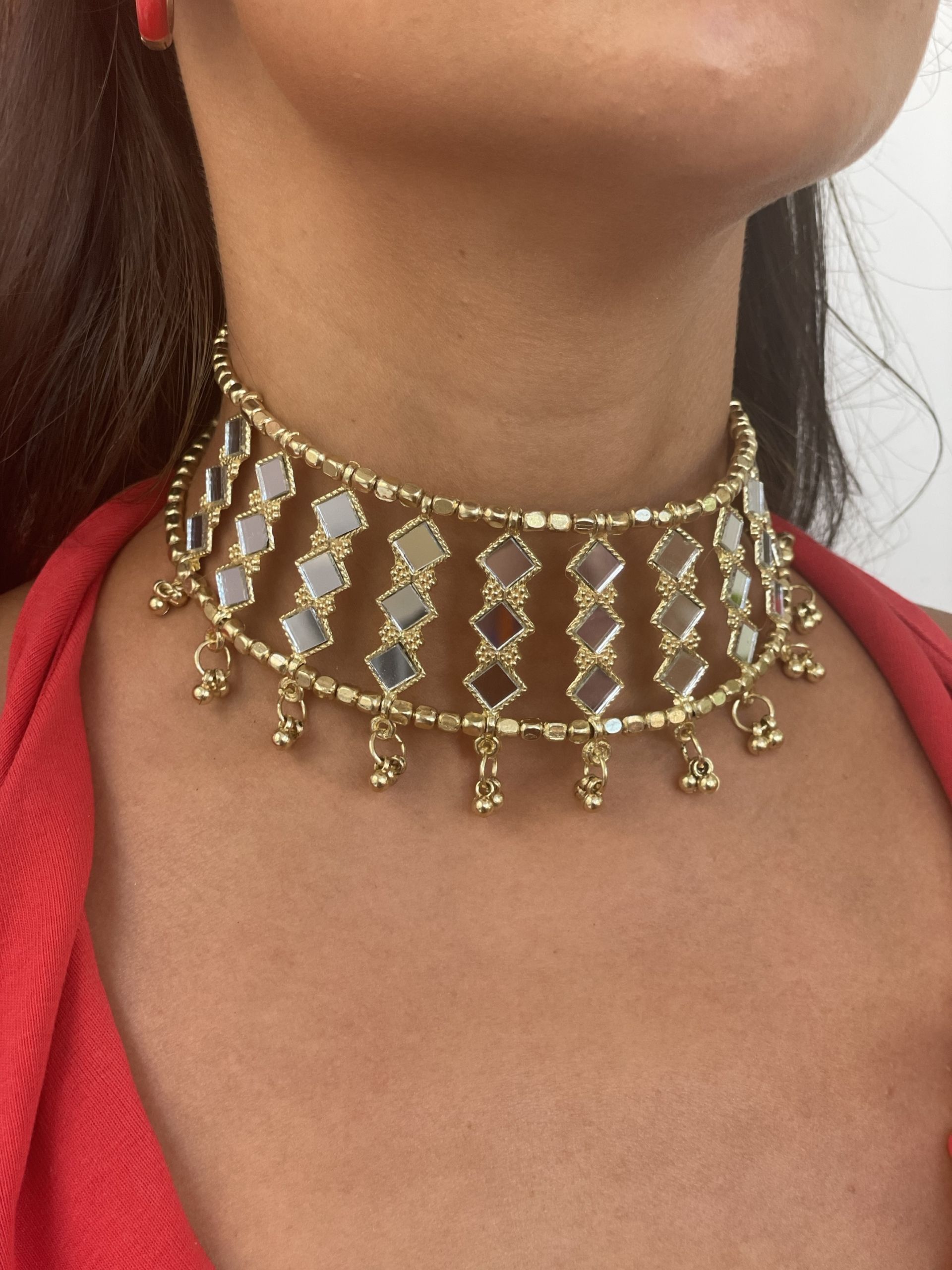 Choker ideal dorado