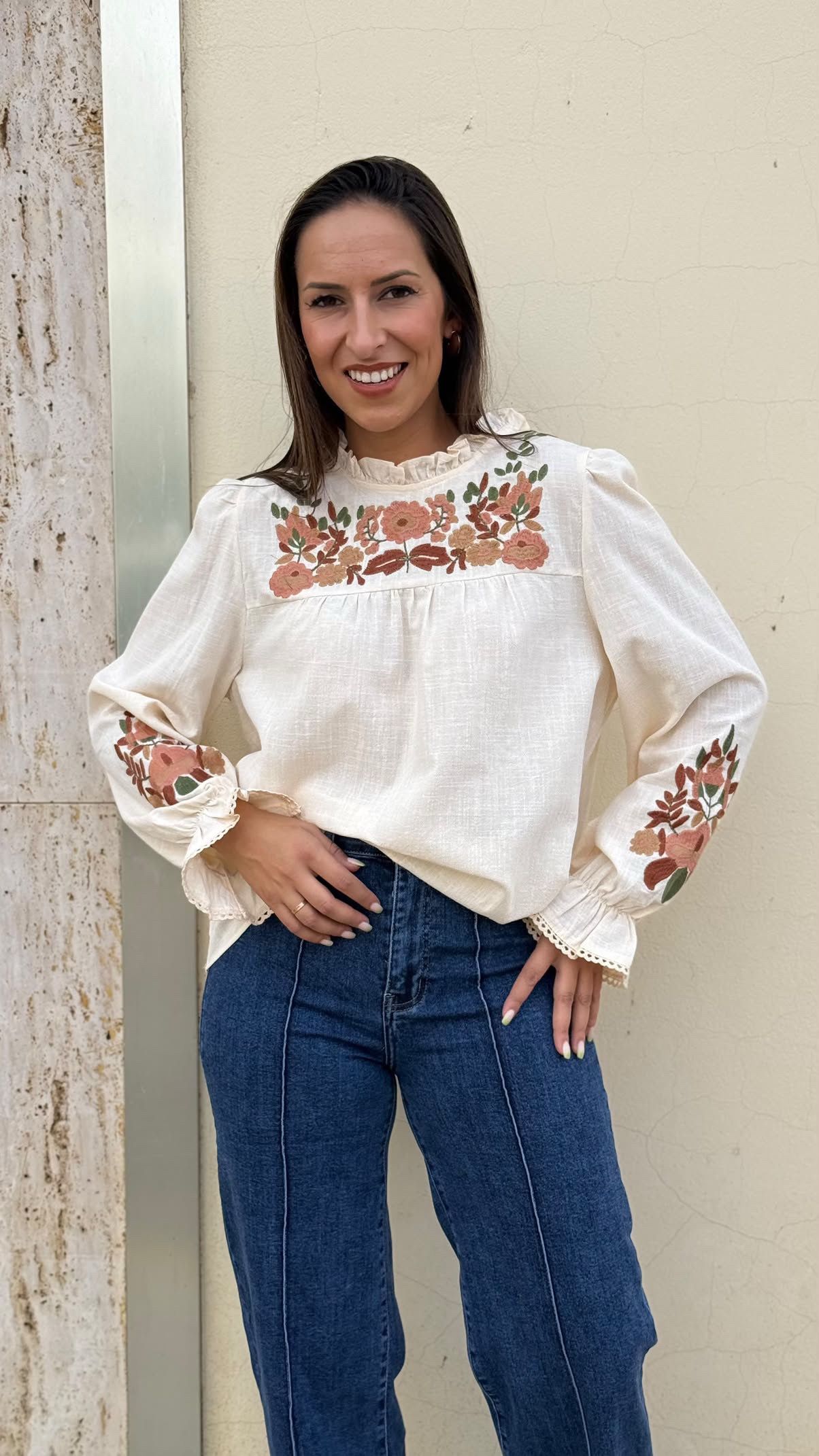 Camisa bordados beige
